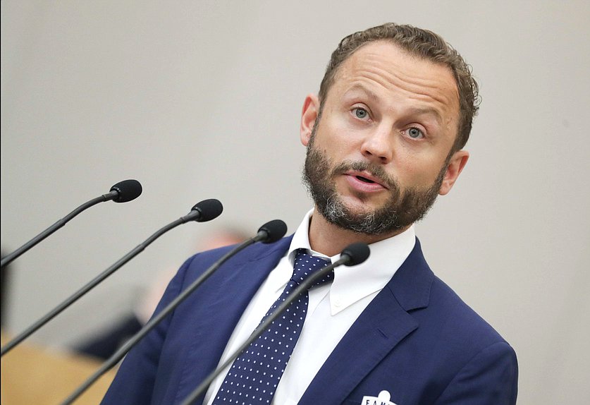 Депутат Федяев заявил, что импортозамещение в российском автопроме должно быть максимальным